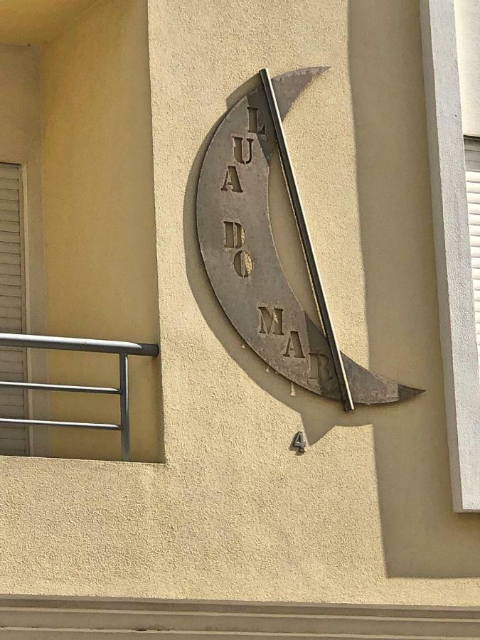 Apartment Lua Do Mar - T2 - Piscina - Fte Ao Mar- *