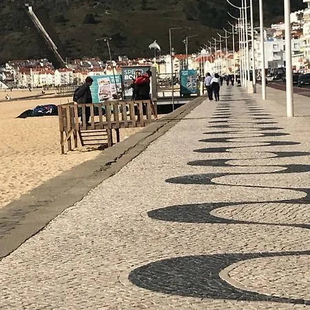 Lua Do Mar - T2 - Piscina - Fte Ao Mar- Central Nazare Exterior photo